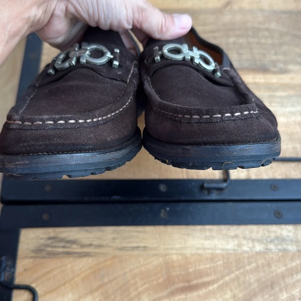 Salvatore Ferragamo Brown Suede Gancini Bit Loafers – Men’s Size 9
